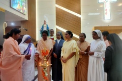 Our-Lady-of-the-Poor-Church-Mysore-114